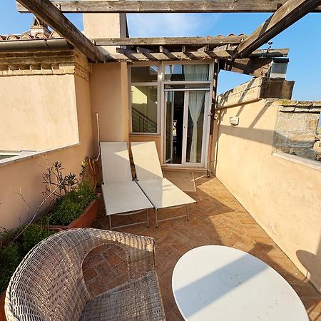 Domus Mirabilis Homestay Ancona Buitenkant foto