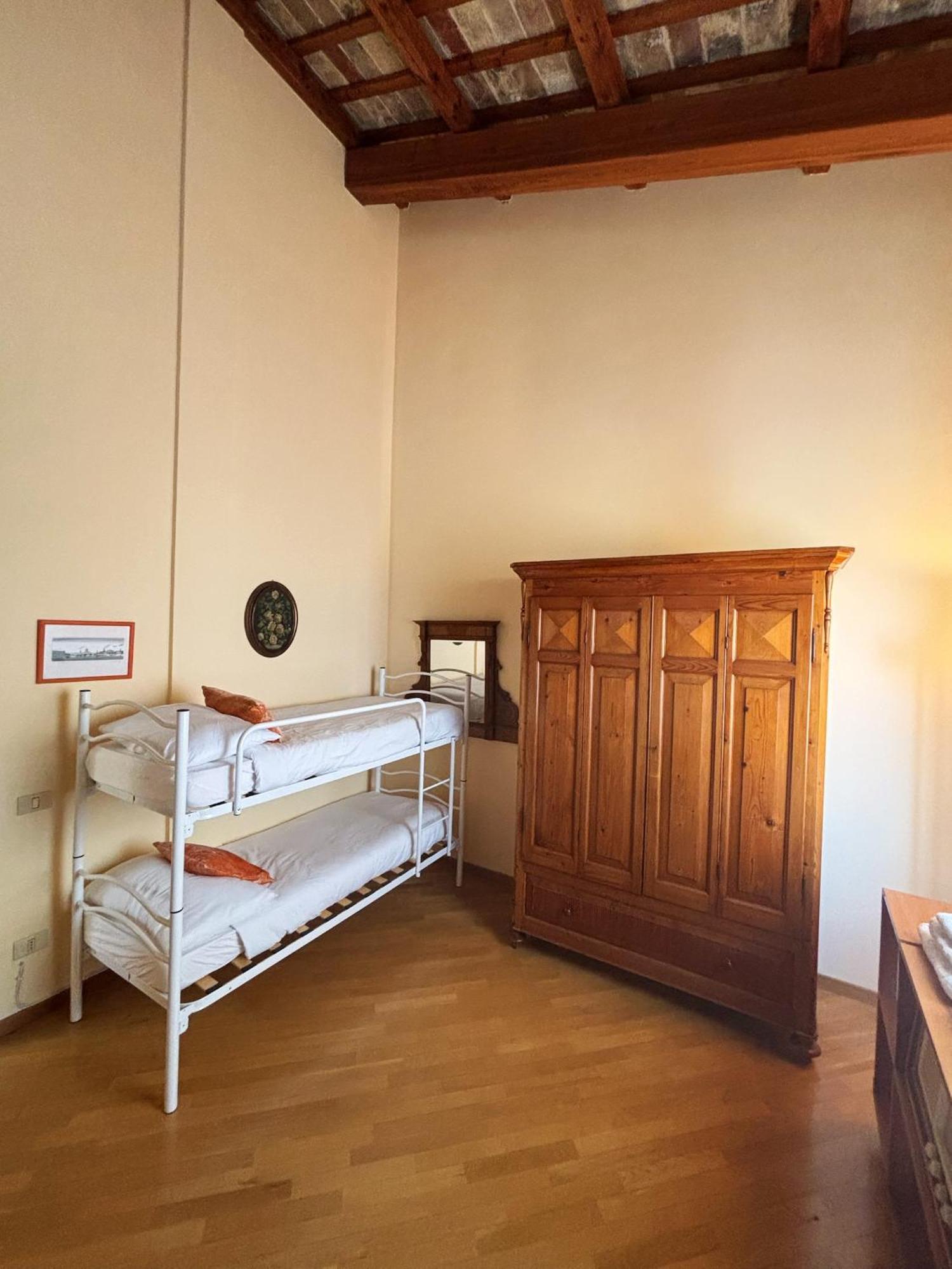 Domus Mirabilis Homestay Ancona Buitenkant foto