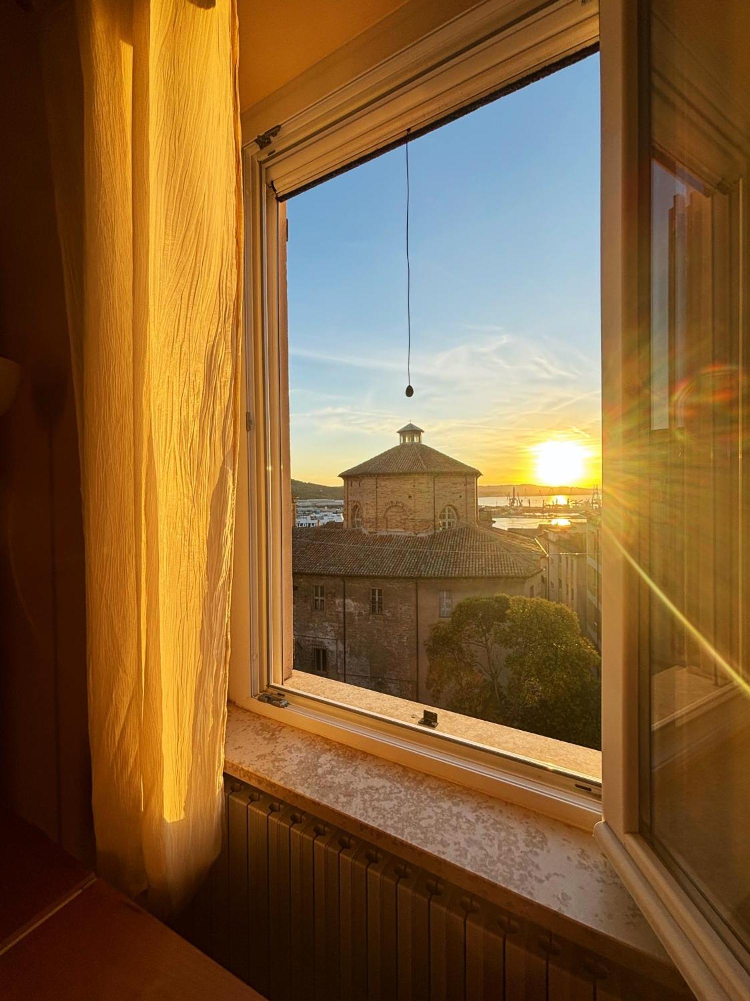 Domus Mirabilis Homestay Ancona Buitenkant foto